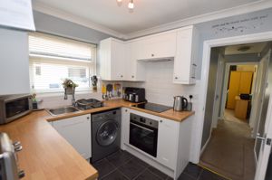 Kitchen- click for photo gallery